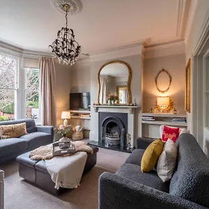 Holiday home Victorian Townhouse 5 Bedrooms, Cheltenham